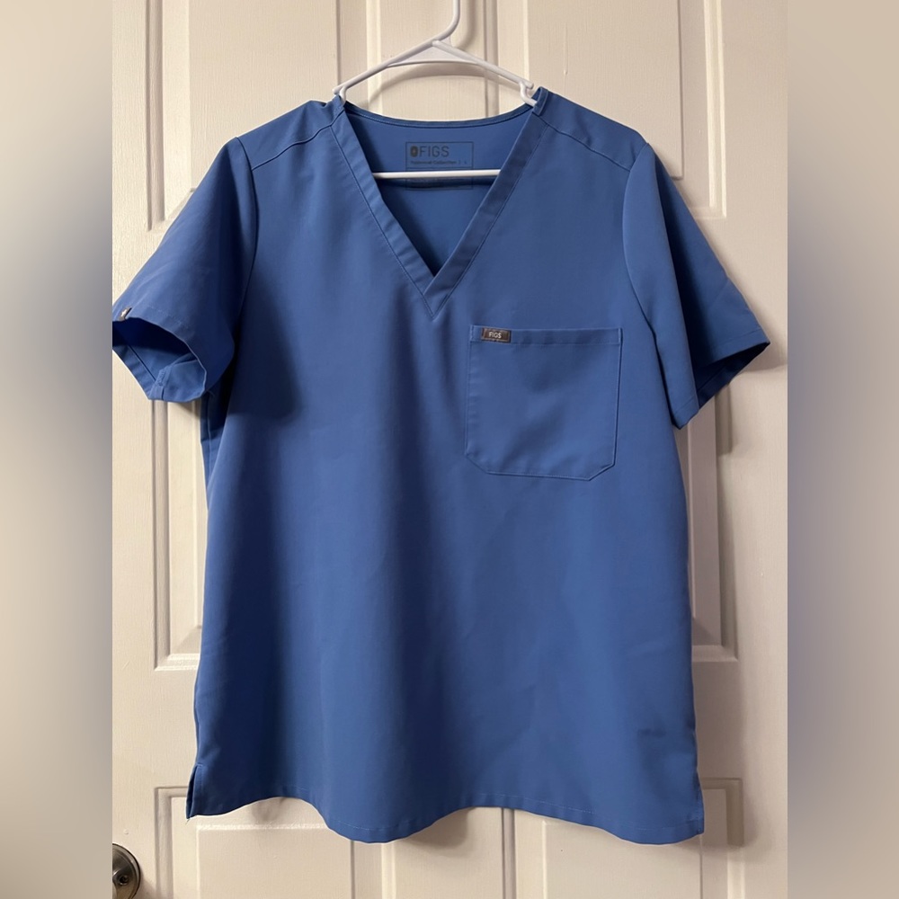 Women’s Figs Top